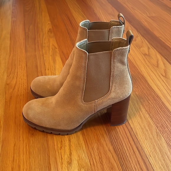 Tory Burch booties - Picture 4 of 5